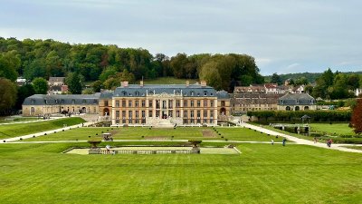CHATEAU XVIIe SIECLE DE DAMPIERRE