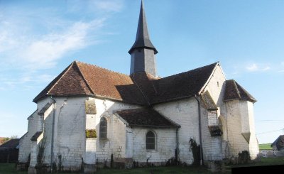 EGLISE SAINT-PIERRE-ES-LIEN DE LANEUVELLE
